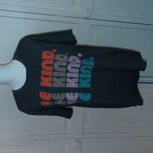 Charcoal Gray Be Kind Graphic Tee Size XL VGC